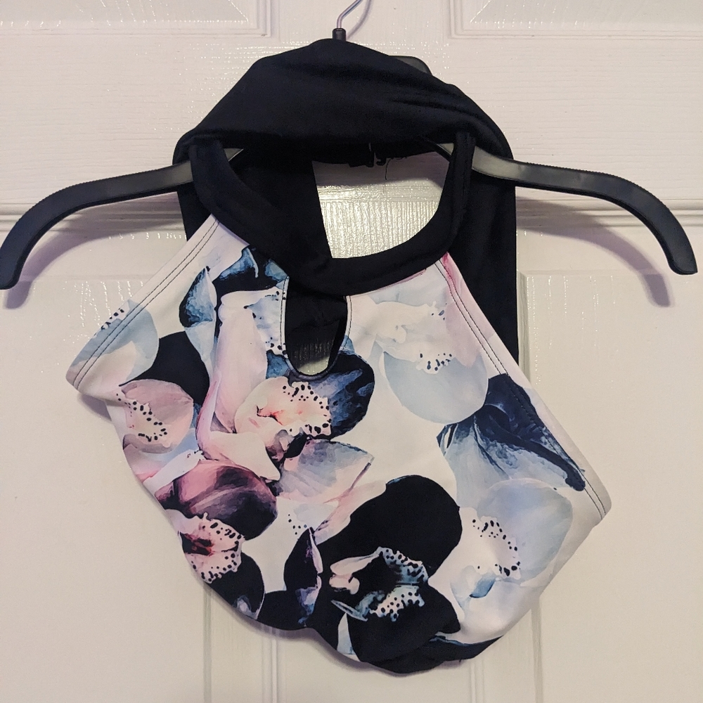 Oh La La Dancewear top, crop, open back, floral